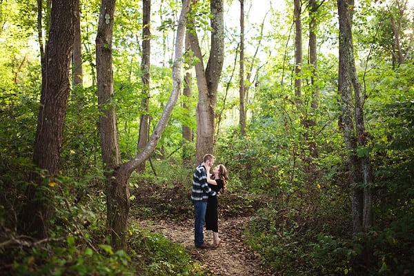Gunpowder Falls State Park Engagement Session || Elizabeth Mae Photography || Charm City Wed || www.charmcitywed.com