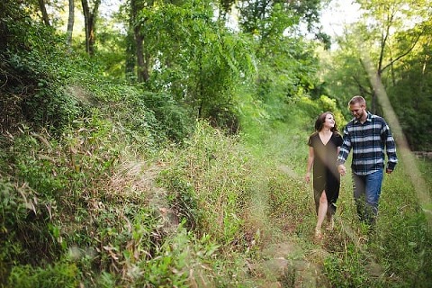 Gunpowder Falls State Park Engagement Session || Elizabeth Mae Photography || Charm City Wed || www.charmcitywed.com