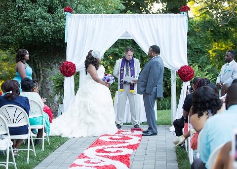 Overhills Mansion Wedding || Kimberly Dean Photos || Charm City Wed || www.charmcitywed.com