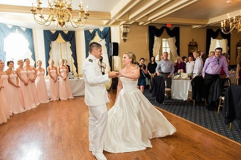 US Naval Academy Wedding || Joy Michelle Photography || Charm City Wed || www.charmcitywed.com