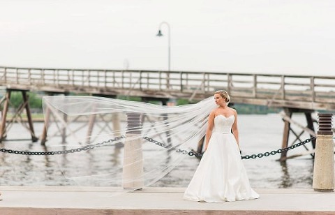 US Naval Academy Wedding || Joy Michelle Photography || Charm City Wed || www.charmcitywed.com
