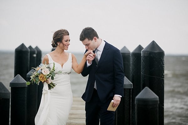 Chesapeake Bay Foundation Wedding by Love Life Images || Charm City Wed || www.charmcitywed.com