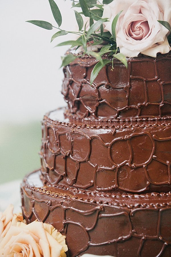 Chesapeake Bay Foundation Wedding by Love Life Images || Charm City Wed || www.charmcitywed.com