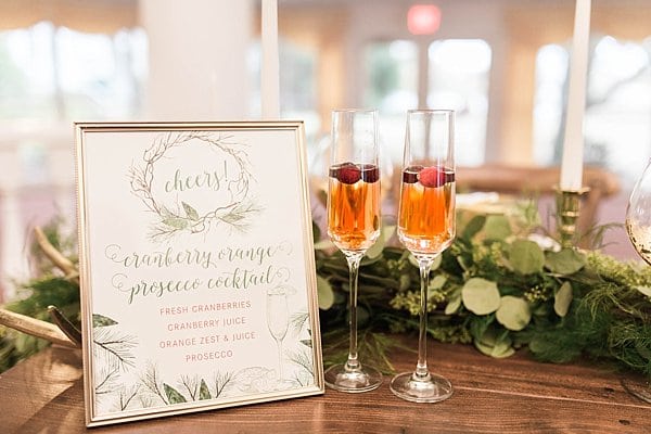 Christmas Styled Shoot at the Kent Manor Inn || 1783 Photography || Charm City Wed || www.charmcitywed.com