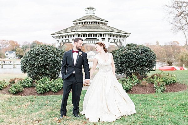 Christmas Styled Shoot at the Kent Manor Inn || 1783 Photography || Charm City Wed || www.charmcitywed.com