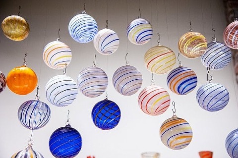 Corradetti Glassblowing Studio Wedding || Robin Shotola Photography || Charm City Wed || www.charmcitywed.com