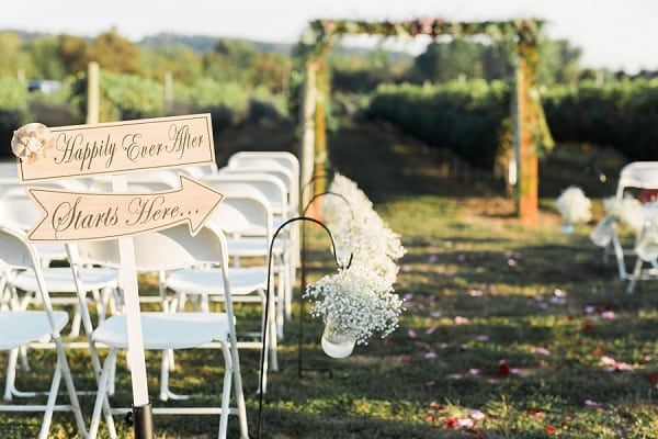 Dejon Vineyard Wedding || Luck & Love Photography || Charm City Wed || www.charmcitywed.com