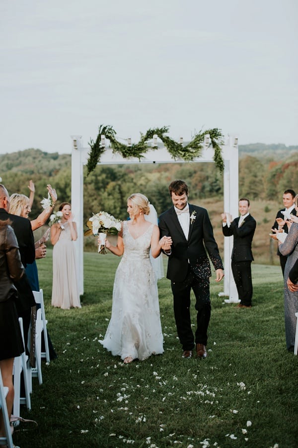 Delanys Overlook Wedding || Vness Photography || Charm City Wed || www.charmcitywed.com