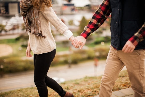 Fall Baltimore Engagement Session || Horace and Mae Photography || Charm City Wed || www.charmcitywed.com