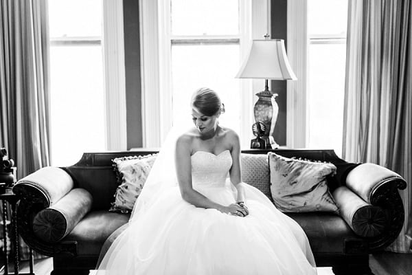 Holiday Belvedere Wedding || Heather Ryan Photography || Charm City Wed || www.charmcitywed.com Holiday Belvedere Wedding || Heather Ryan Photography || Charm City Wed || www.charmcitywed.com