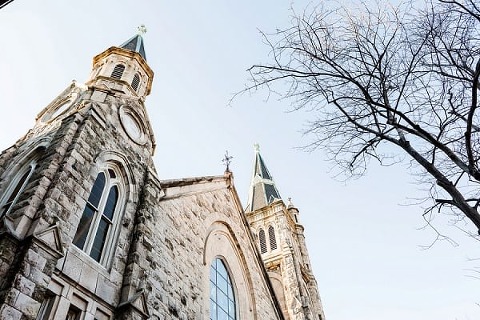 Holiday Belvedere Wedding || Heather Ryan Photography || Charm City Wed || www.charmcitywed.com