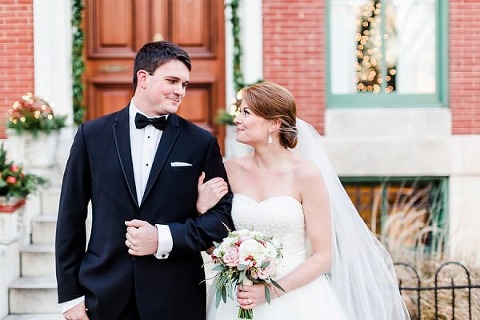 Holiday Belvedere Wedding || Heather Ryan Photography || Charm City Wed || www.charmcitywed.com