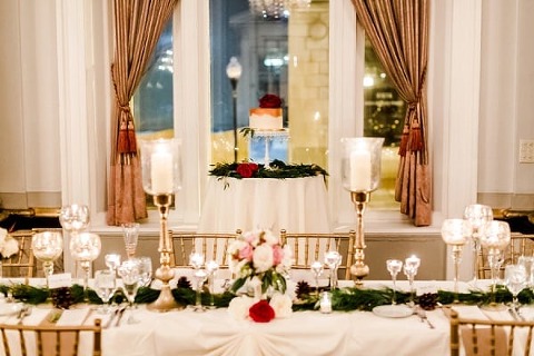 Holiday Belvedere Wedding || Heather Ryan Photography || Charm City Wed || www.charmcitywed.com