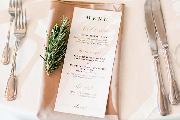 Holiday Belvedere Wedding || Heather Ryan Photography || Charm City Wed || www.charmcitywed.com Holiday Belvedere Wedding || Heather Ryan Photography || Charm City Wed || www.charmcitywed.com