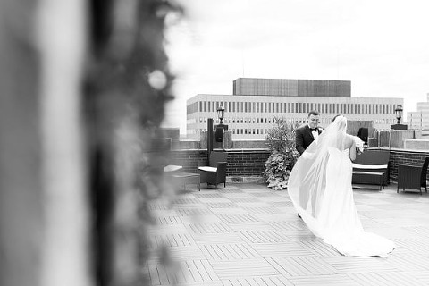 Lord Baltimore Hotel Wedding || Kirsten Smith Photography || Charm City Wed || www.charmcitywed.com