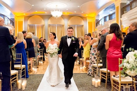 Lord Baltimore Hotel Wedding || Kirsten Smith Photography || Charm City Wed || www.charmcitywed.com