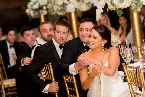 Lord Baltimore Hotel Wedding || Kirsten Smith Photography || Charm City Wed || www.charmcitywed.com