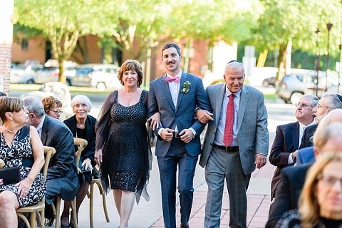 Mt Washington Mill Dye House Wedding || Anthony Sekellick Photography || Charm City Wed || www.charmcitywed.com