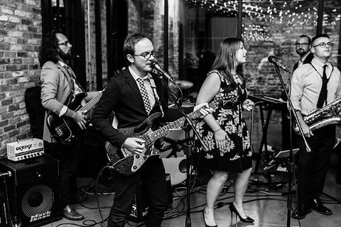 Mt Washington Mill Dye House Wedding || Anthony Sekellick Photography || Charm City Wed || www.charmcitywed.com