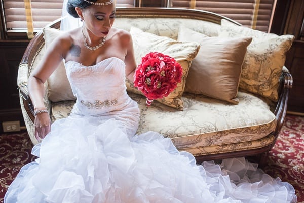 Superhero Mansion at Valley Country Club Wedding || Photography by Tracie || Charm City Wed || www.charmcitywed.com Superhero Mansion at Valley Country Club Wedding || Photography by Tracie || Charm City Wed || www.charmcitywed.com