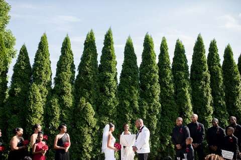 Superhero Mansion at Valley Country Club Wedding || Photography by Tracie || Charm City Wed || www.charmcitywed.com