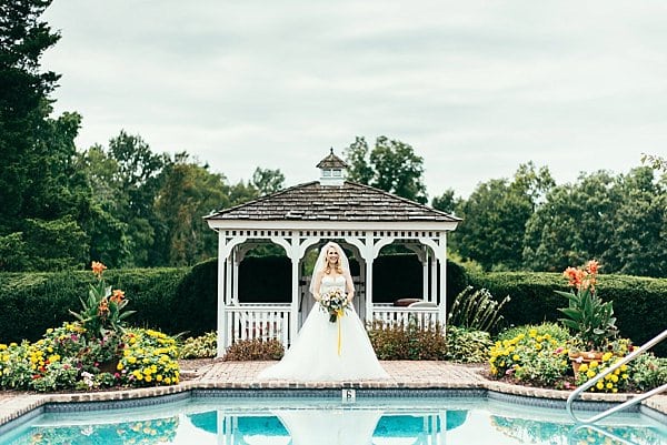 Antrim 1844 Wedding || Anna Reynal Photography || Charm City Wed || www.charmcitywed.com