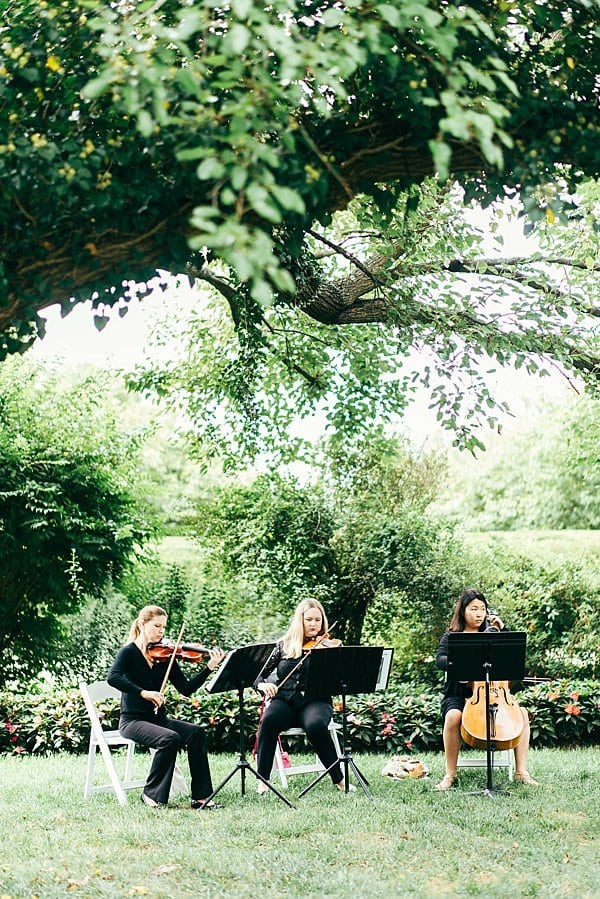 Antrim 1844 Wedding || Anna Reynal Photography || Charm City Wed || www.charmcitywed.com