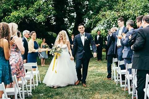 Antrim 1844 Wedding || Anna Reynal Photography || Charm City Wed || www.charmcitywed.com