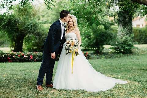 Antrim 1844 Wedding || Anna Reynal Photography || Charm City Wed || www.charmcitywed.com