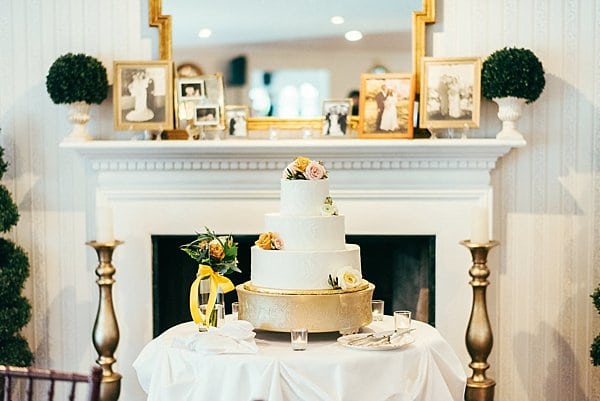 Antrim 1844 Wedding || Anna Reynal Photography || Charm City Wed || www.charmcitywed.com