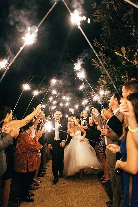 Antrim 1844 Wedding || Anna Reynal Photography || Charm City Wed || www.charmcitywed.com