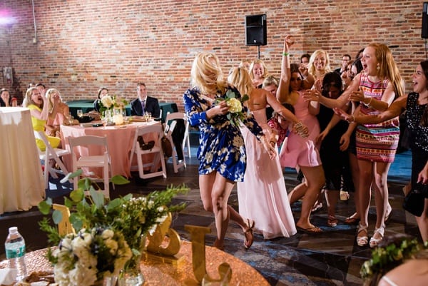 Boho American Visionary Art Museum Wedding || Anthony Sekellicki Photography || Charm City Wed || www.charmcitywed.com