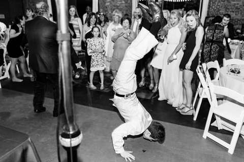 Boho American Visionary Art Museum Wedding || Anthony Sekellicki Photography || Charm City Wed || www.charmcitywed.com