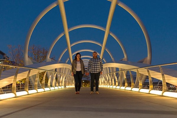 Graffiti Wall Engagement Session || Jessica Nazarova Photography || Charm City Wed || www.charmcitywed.com