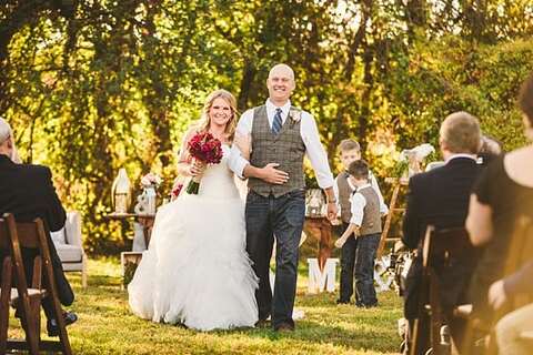 Glen Elg Backyard Wedding || C&I Photographers || Charm City Wed || www.charmcitywed.com