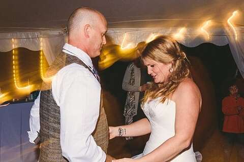 Glen Elg Backyard Wedding || C&I Photographers || Charm City Wed || www.charmcitywed.com