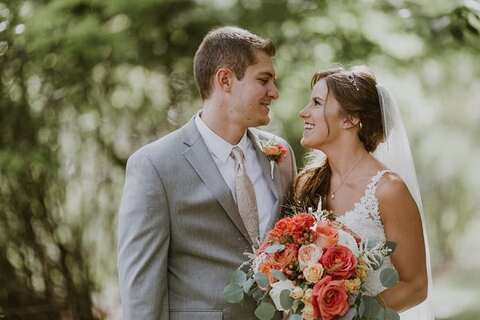 Historic Waverly Mansion Wedding || L.A Birdie Photography || Charm City Wed || www.charmcitywed.com