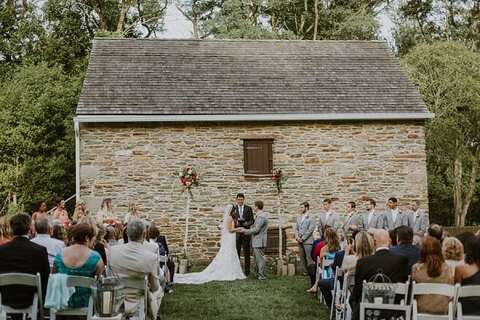 Historic Waverly Mansion Wedding || L.A Birdie Photography || Charm City Wed || www.charmcitywed.com