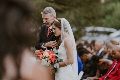 Historic Waverly Mansion Wedding || L.A Birdie Photography || Charm City Wed || www.charmcitywed.com