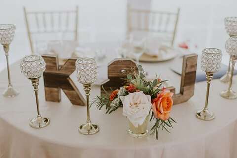 Historic Waverly Mansion Wedding || L.A Birdie Photography || Charm City Wed || www.charmcitywed.com