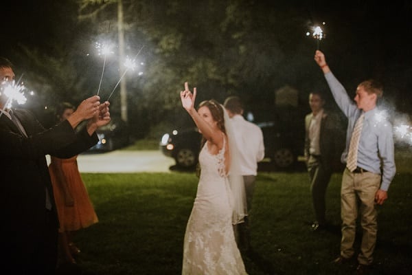 Historic Waverly Mansion Wedding || L.A Birdie Photography || Charm City Wed || www.charmcitywed.com