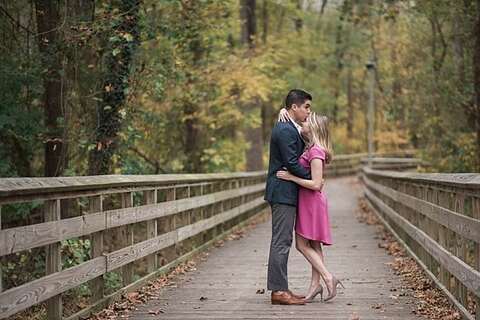 Lake Roland Engagement || Anne Casey Photography || Charm City Wed || www.charmcitywed.com