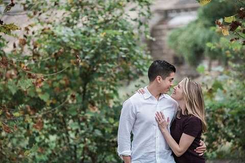 Lake Roland Engagement || Anne Casey Photography || Charm City Wed || www.charmcitywed.com