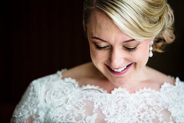 National Harbor Sunset Room Wedding || Taylor and Ben Photography || Charm City Wed || www.charmcitywed.com