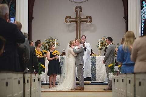 National Harbor Sunset Room Wedding || Taylor and Ben Photography || Charm City Wed || www.charmcitywed.com