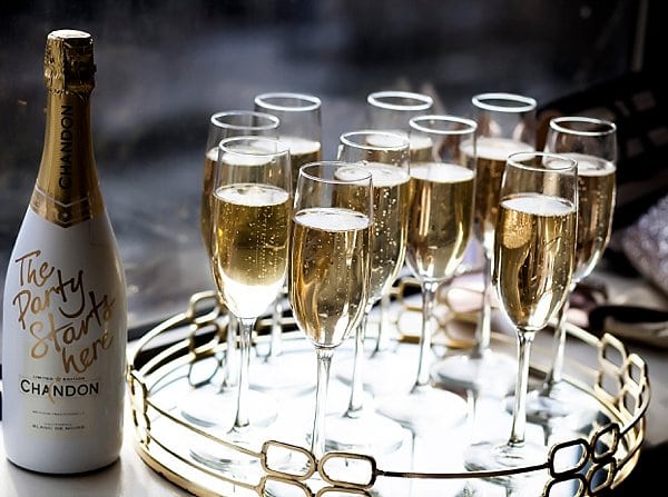 New Years Eve Wedding at The Belvedere || Nancy Anderson Cordell Photography || Charm City Wed || www.charmcitywed.com