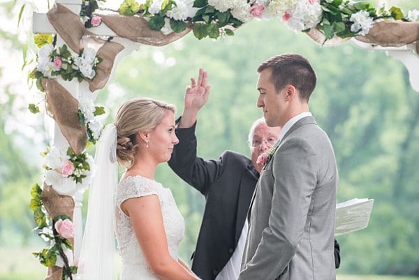 Pond View Farm Wedding || Anna+Mateo || Charm City Wed || www.charmcitywed.com