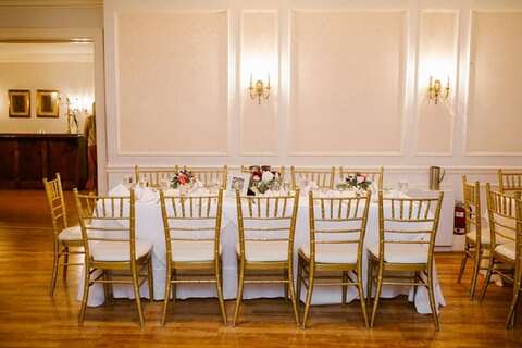 Vintage Overhills Mansion Wedding || Victoria Selman || Charm City Wed || www.charmcitywed.com