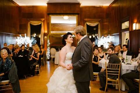 Vintage Overhills Mansion Wedding || Victoria Selman || Charm City Wed || www.charmcitywed.com