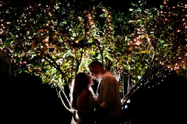 Beautiful Backyard Wedding || Be Photography || Charm City Wed || www.charmcitywed.com Beautiful Backyard Wedding || Be Photography || Charm City Wed || www.charmcitywed.com